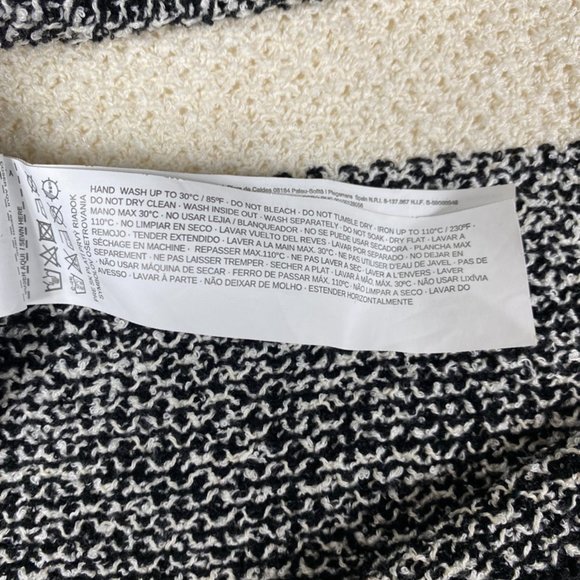 Mango Casual Knitted Sleeveless Top with Pom Poms Size Small - Picture 9 of 9